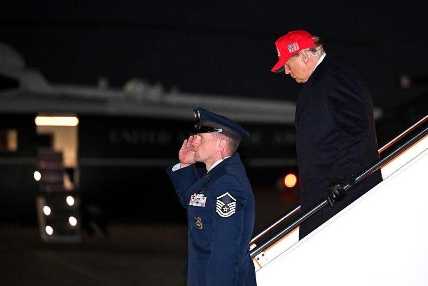 Trump Iran Talks: Markets Surge as Strikes Paused